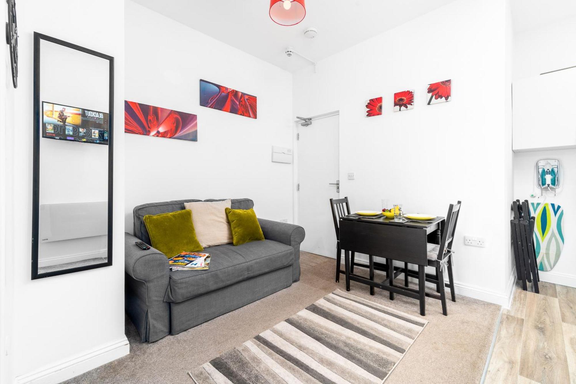 Emerald Delightful Suite Moseley Mews, Birmingham By Staystaycations Exterior photo