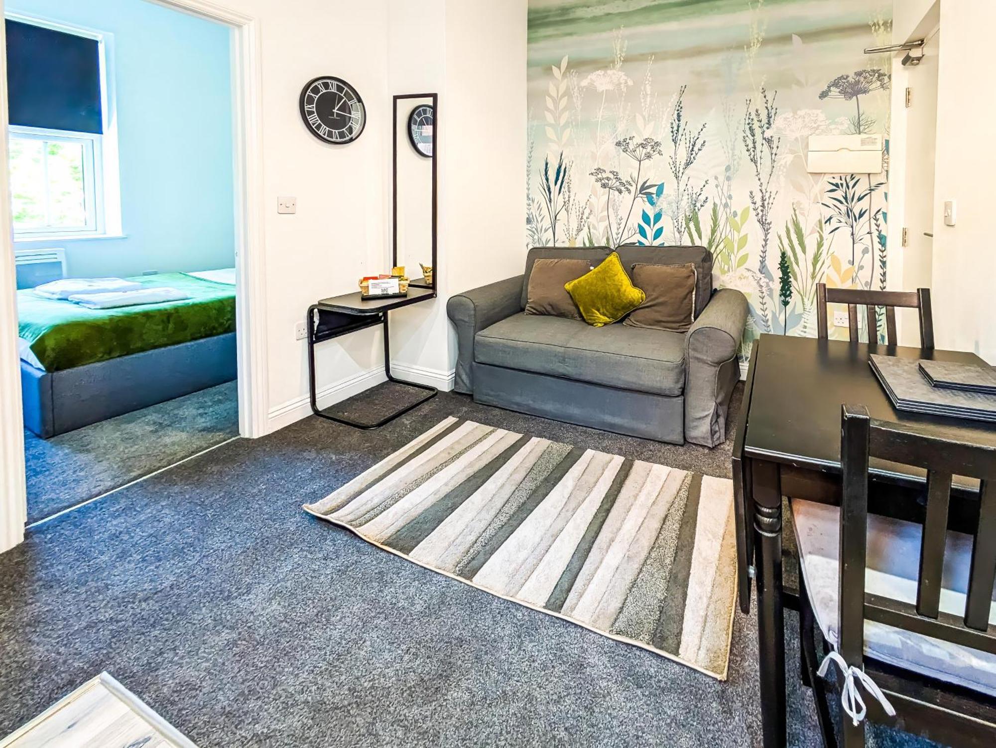 Emerald Delightful Suite Moseley Mews, Birmingham By Staystaycations Exterior photo